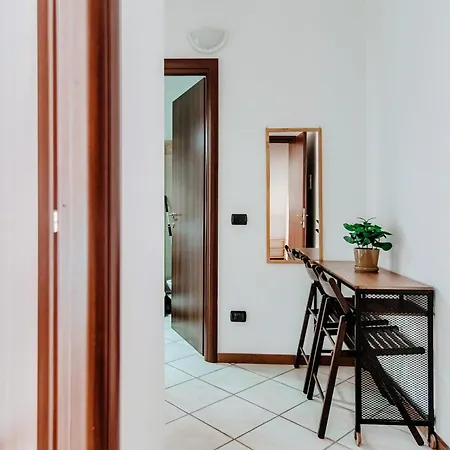Rovelli House Lake Appartement *